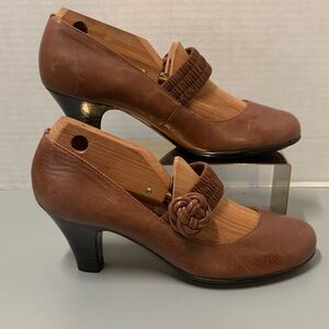 Sofft Brown Women's Heels with Braided Detail Size 10
